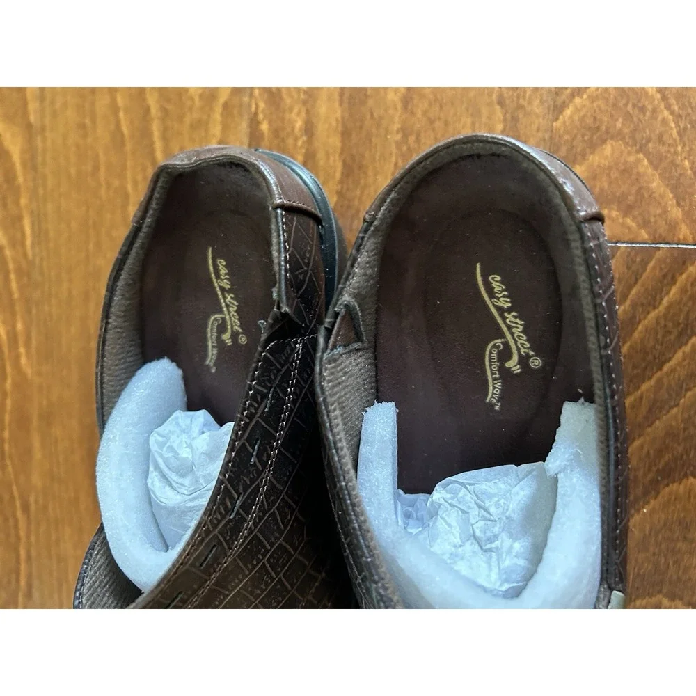 Easy Street Women's 7 W Brown Heeled Mules Faux Leather Slip Ons‎ NEW